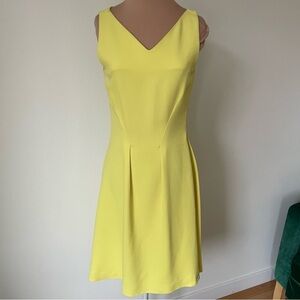 OSMAN Yellow V-Neck Sleeveless Fit & Flare Skater Pleat Front Dress EUC Size 4